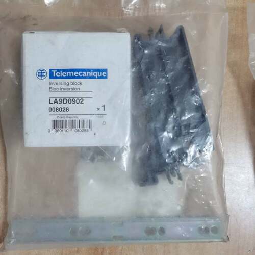 可维修LA9D4002加LA9D0902辅助触点加安装架，实物拍图议价