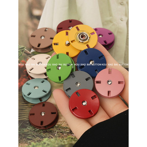 扣子防走光高档大衣金属