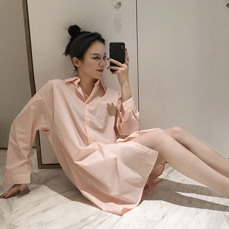 Long and versatile loose shirt dress