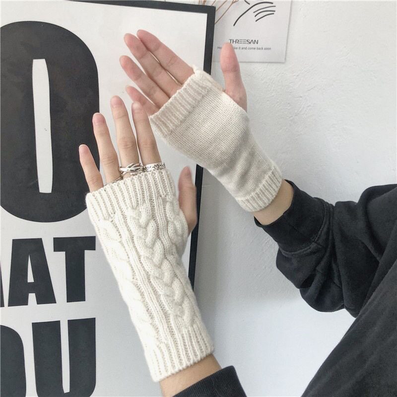 秋冬针织手套学生写字保暖韩版短款光板纯色露指情侣女士半指手套