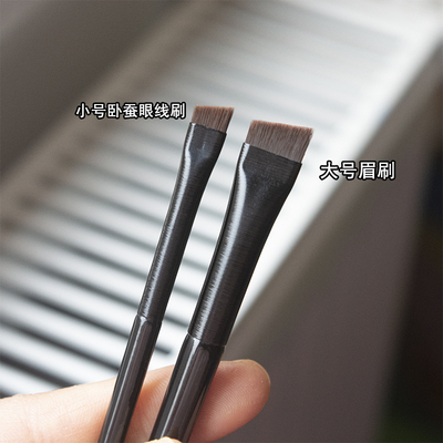 正品王霏霏同款刀锋眼线刷精细扁平斜角头A102化妆刷软毛眉刷内眼