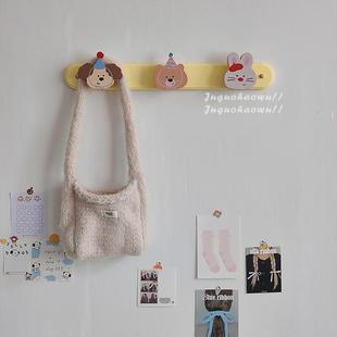 木制挂钩创意可爱榉木免打孔挂钩一排毛巾包包衣帽墙上卫生间粘钩