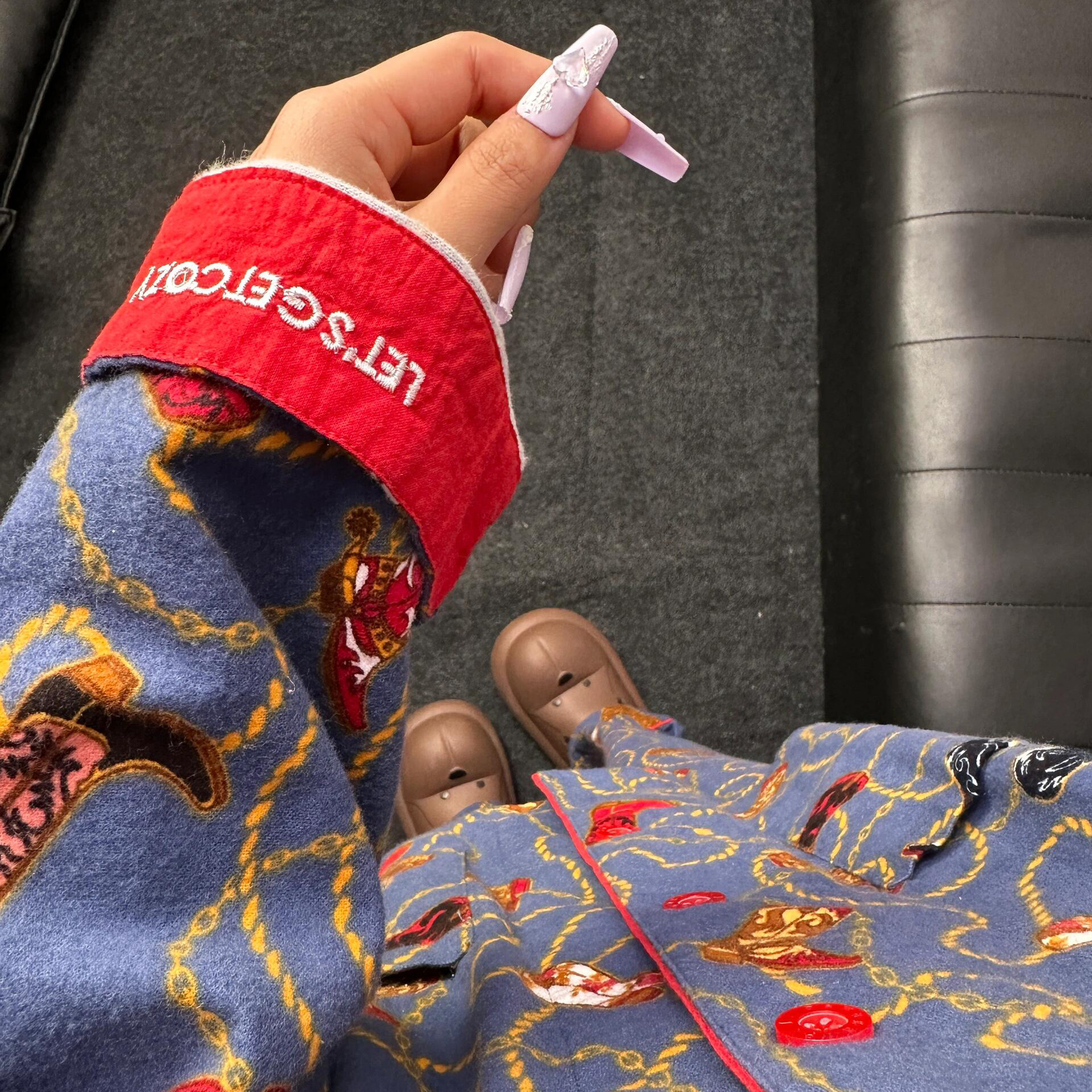 侘町2025年春秋新款爱马靴磨毛长袖睡衣长女可外穿卡通休闲家居服