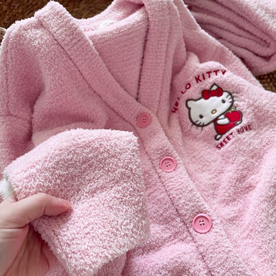 侘町粉色苹果Kitty睡衣女2025新款冬季半边绒开衫保暖套装家居服
