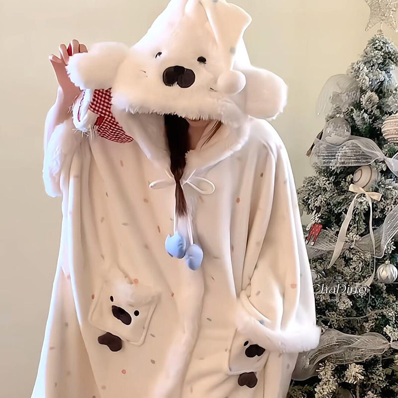 侘町2025新款卡通彩色圈圈小海豹法兰绒斗篷睡袍睡衣女冬季家居服