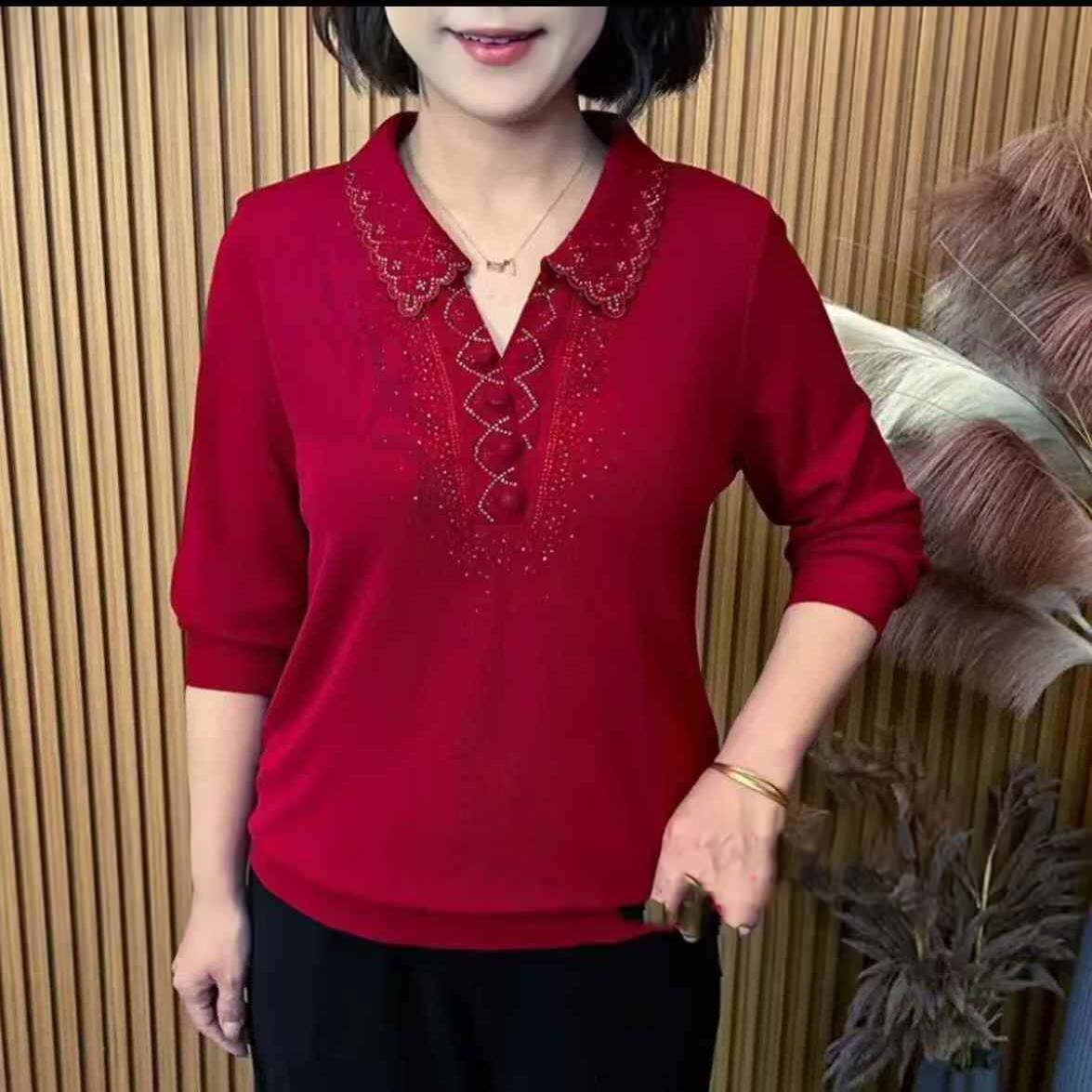 新款中年妈妈装洋气烫钻翻领打底衫女春季新款时尚减龄气质上衣
