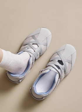 适配小白鞋鞋垫21码吸汗透气舒适运动BBBB新款适用足弓21码数鞋垫