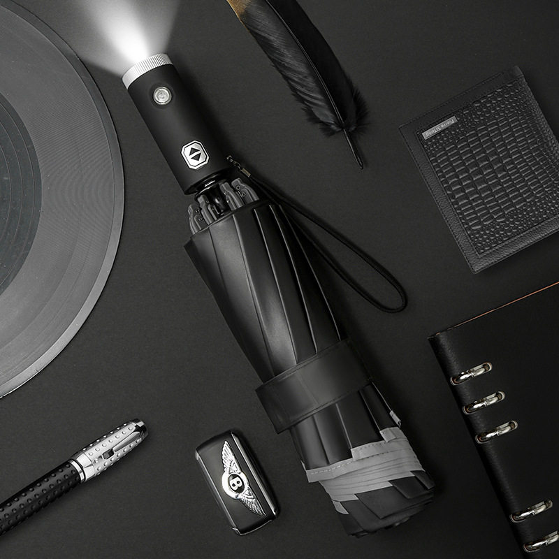 led手电筒10骨三折全自动雨伞男女折叠遮阳反向晴雨伞广告礼品伞