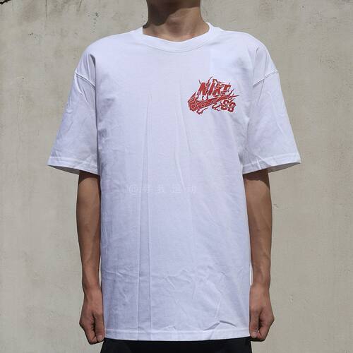 休闲圆领透气滑板短袖T恤