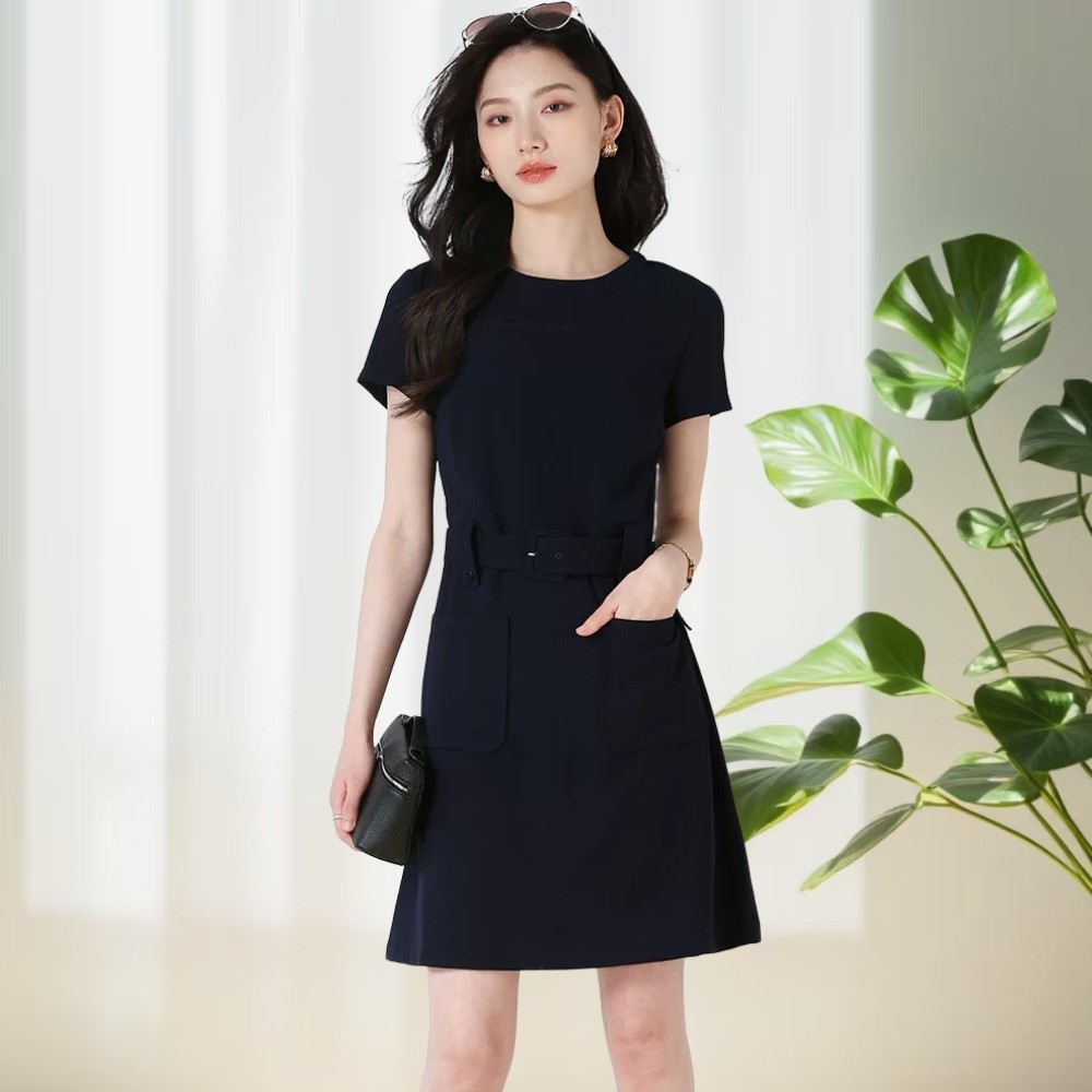 精致连衣裙小个子收腰中长款裙子女夏2025新款轻奢高级感正式场合