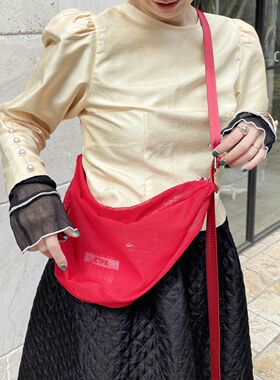 casselini日系小众尼龙网纱包女休闲运动斜挎手机包时尚潮单肩包