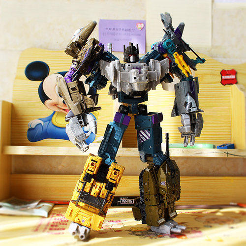 孩之星大无畏变形玩具机器人模型