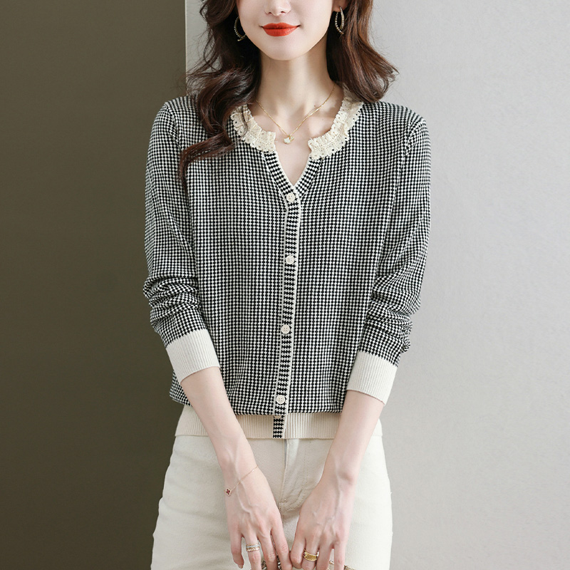 针织衫女2025年新款洋气女装春秋时尚内搭上衣春季格子短款打底衫
