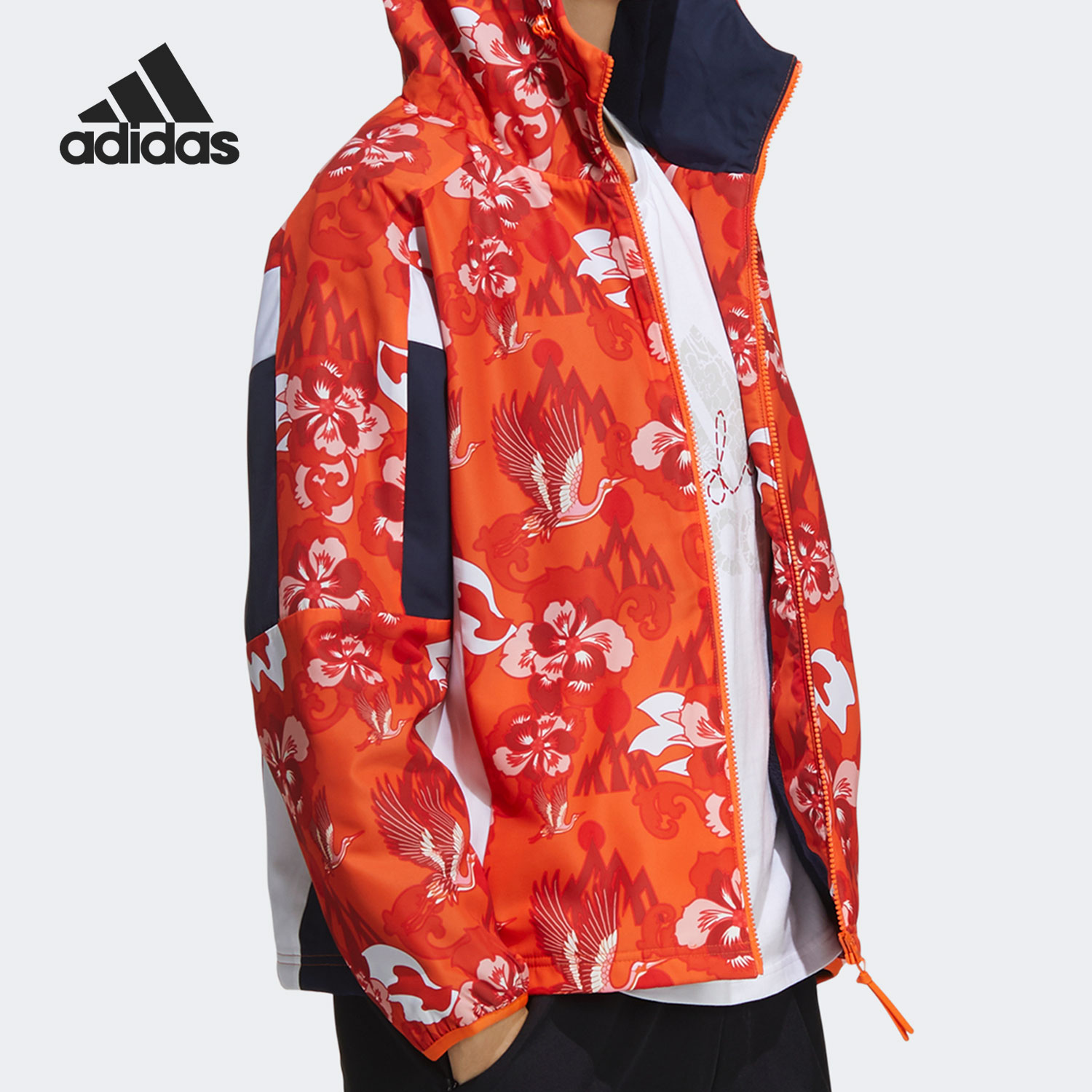 Adidas/阿迪达斯正品女子运动休闲印花夹克连帽外套 GT6489