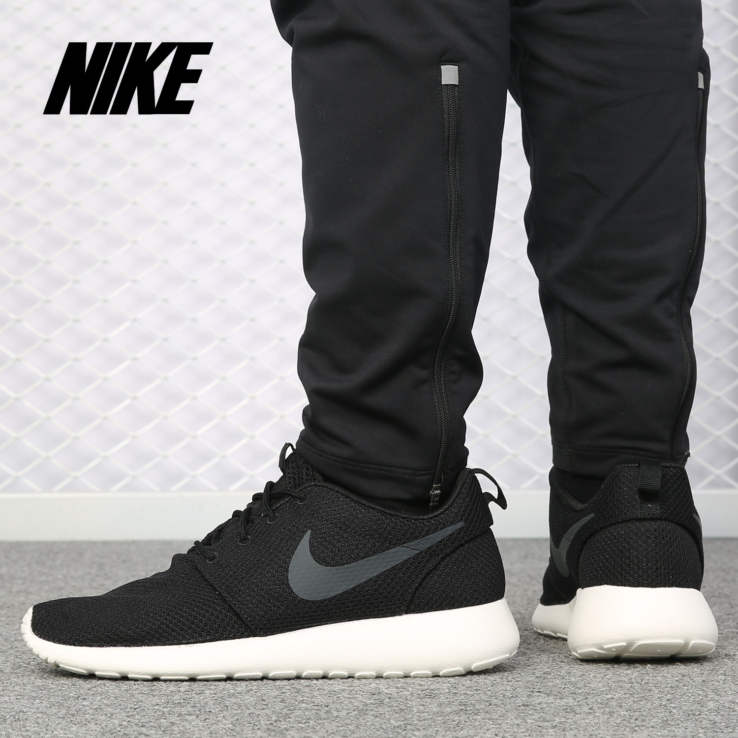 Nike/耐克正品 ROSHE ONE男子网面舒适黑白运动鞋休闲鞋  511881