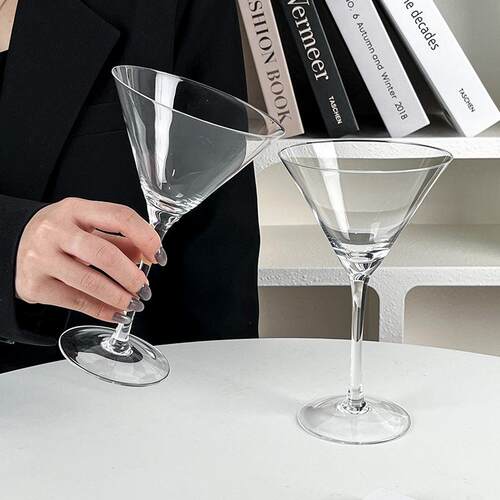 高颜值玻璃鸡尾酒杯创意调酒杯