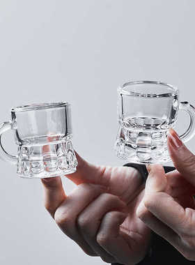 ins风网红烧酒杯带把手迷你烈酒杯一口杯家用商用果酒杯玻璃杯子