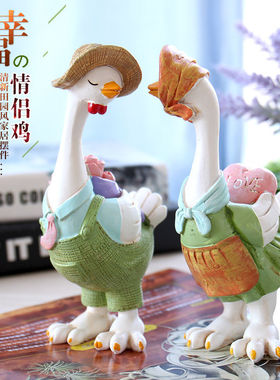 彩绘树脂鸡年酒柜摆件创