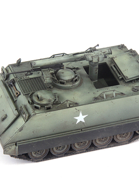 六分仪 LE2029 美国M113A1装甲车 陶式导弹 PVC完成品模型摆件