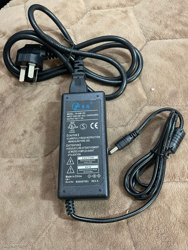 酷乐BP20S BP40木吉他音箱音响电源适配器18V3A粤海通用充电器