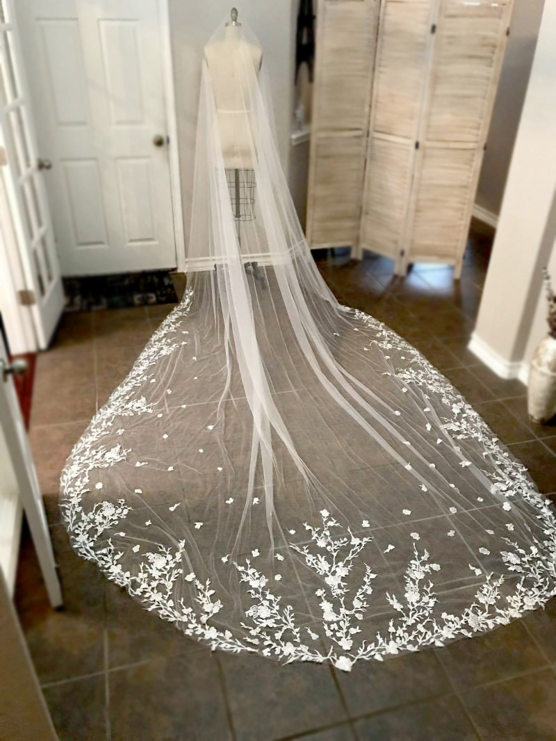 新款欧式婚纱头纱长款女新娘简约头纱头饰超仙网红蕾丝婚纱拍照系