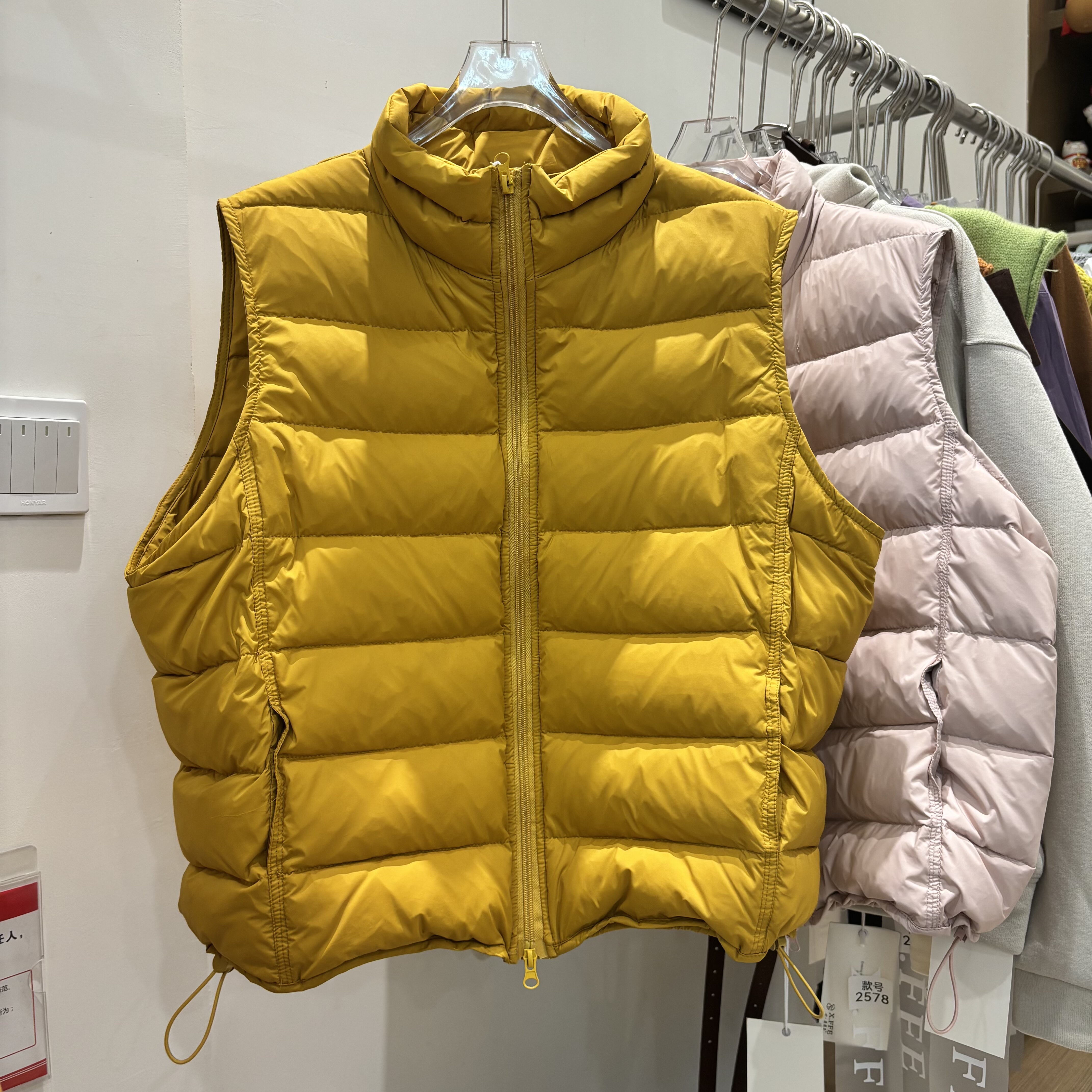 韩版立领排骨羽绒服马甲女2025秋冬新款90白鸭绒短款坎肩外套潮