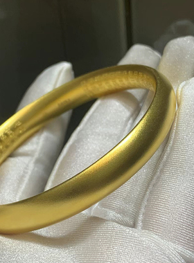 深圳水贝古法黄金手镯泥鳅背足金999内心经金镯子扁款宽版送老婆