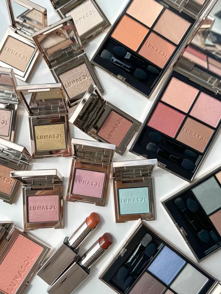 现 日本LUNASOL日月晶采2024秋季限定四色单色眼影腮红眼线指甲油