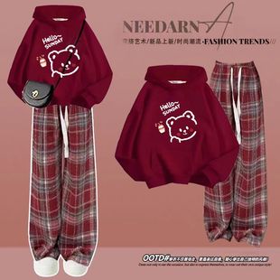 女童巨好看冬装加绒套装2025春秋新款中大童红色卫衣格子裤两件套
