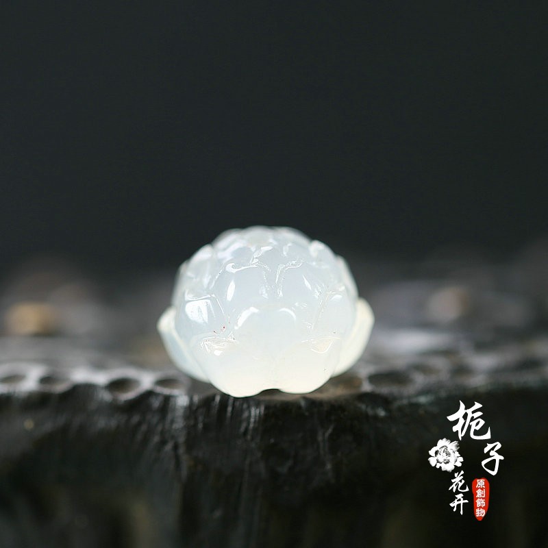 12*10mm白色莲花珠天然玛瑙