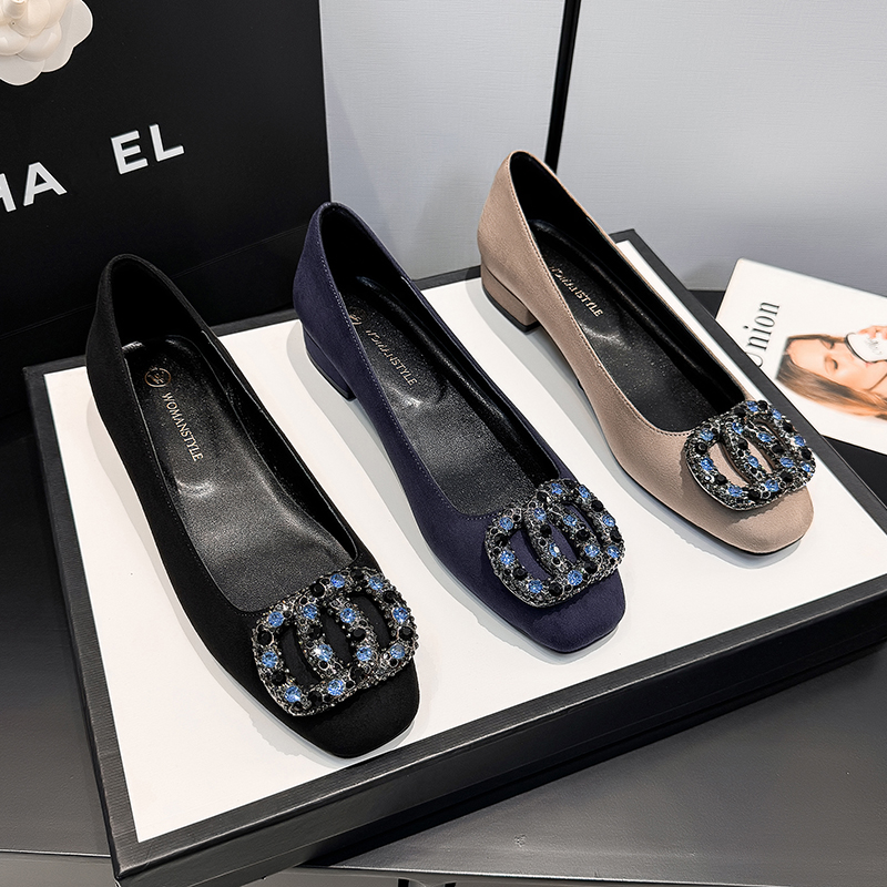 真皮~法式绒面水钻方头浅口单鞋