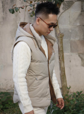 Oct Tenth白鹅绒羽绒马甲2023FW老钱风时装马甲