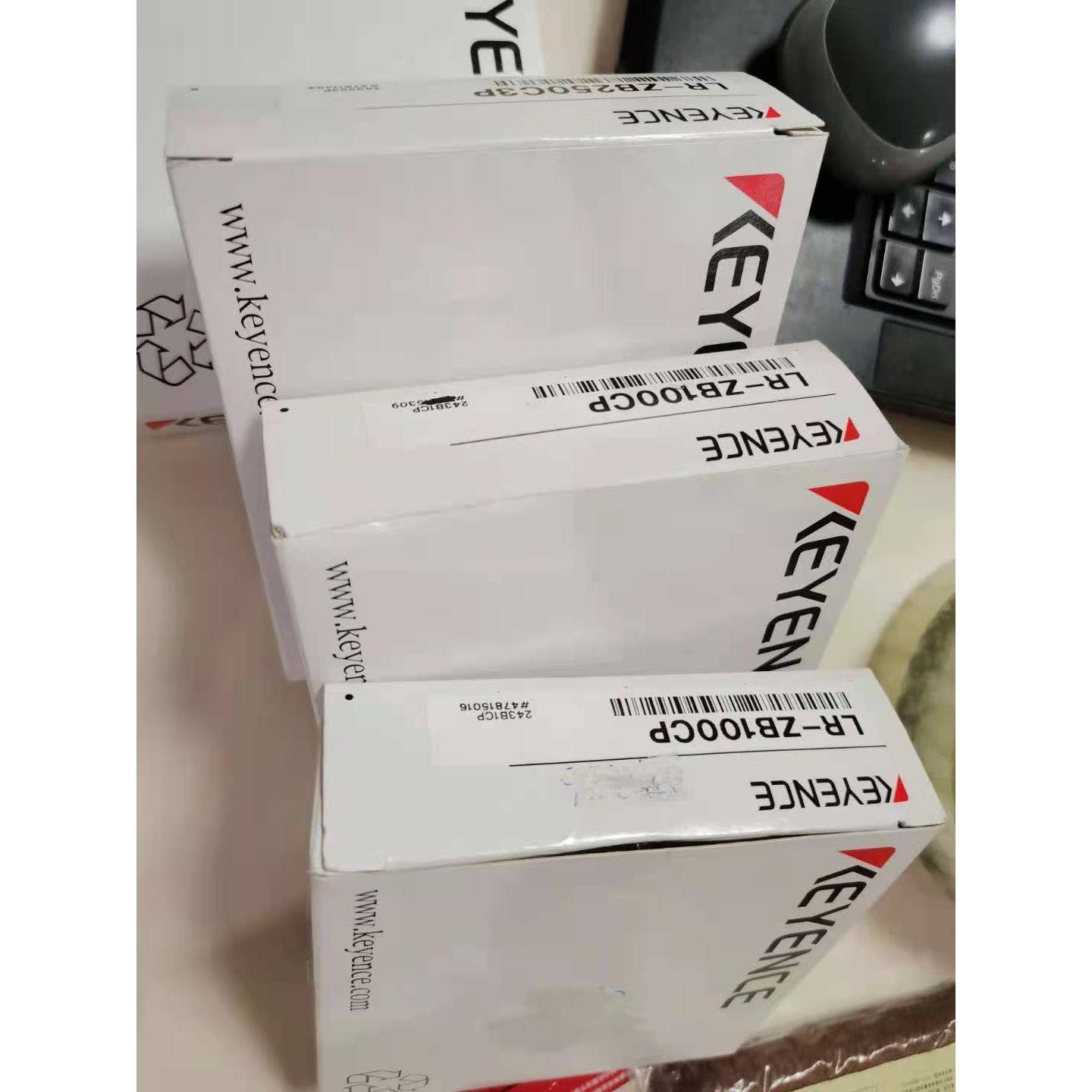 EYCENE LR-ZB1K00CP LR-Z250C3P 基恩士 B激光点位高精度传感器议