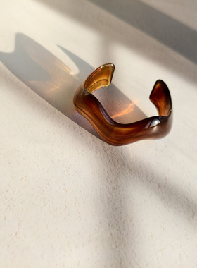 欧美饰品不规则波浪树脂亚克力开口手镯简约小众高级感手饰现货