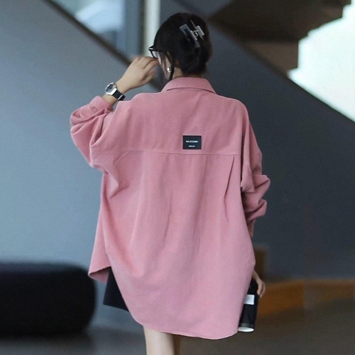 粉色中长款牛仔外套女春秋新款时尚洋气减龄宽松休闲百搭衬衫上衣