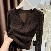 上衣 设计感提花内搭气质加绒修身 深咖色蕾丝v领打底衫 女秋冬新款