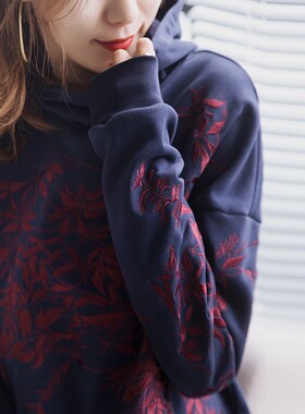 BLUELU立体饱满万针绣！精致减龄红叶刺绣宽松连帽卫衣#