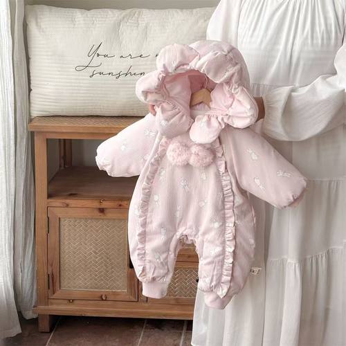 婴儿冬装夹棉连体衣女宝宝爬服保暖加厚棉服新生儿周岁抱衣外出服