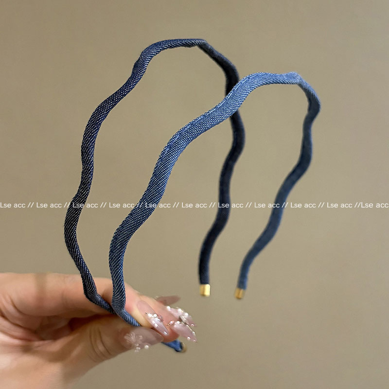极简风牛仔蓝波浪发箍