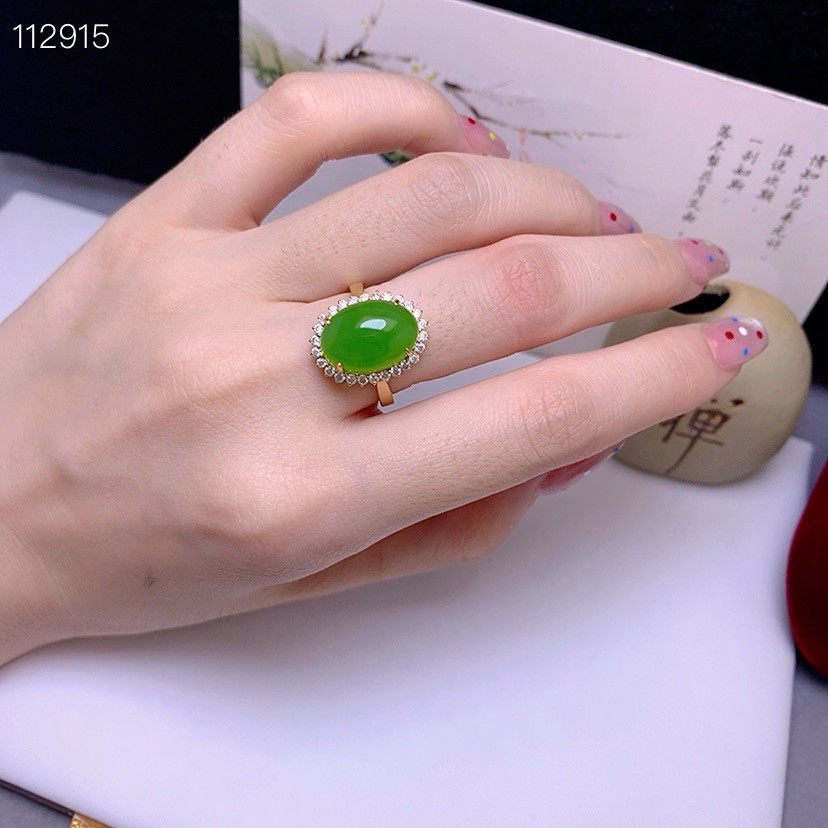 18K金镶嵌天然和田碧玉苹果绿蛋面戒指10x14mm金镶玉石翠绿指环