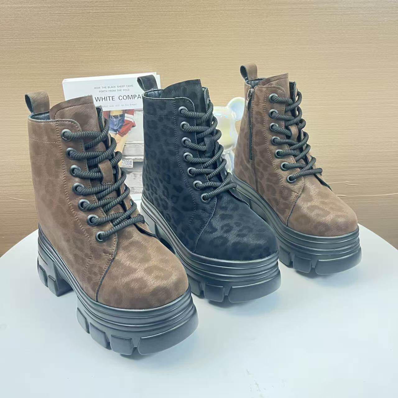 18CM超高跟厚底豹纹马丁靴女