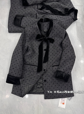 YJQ冬季名媛气质丝绒蝴蝶结波点毛呢外套女白鸭绒大衣外套