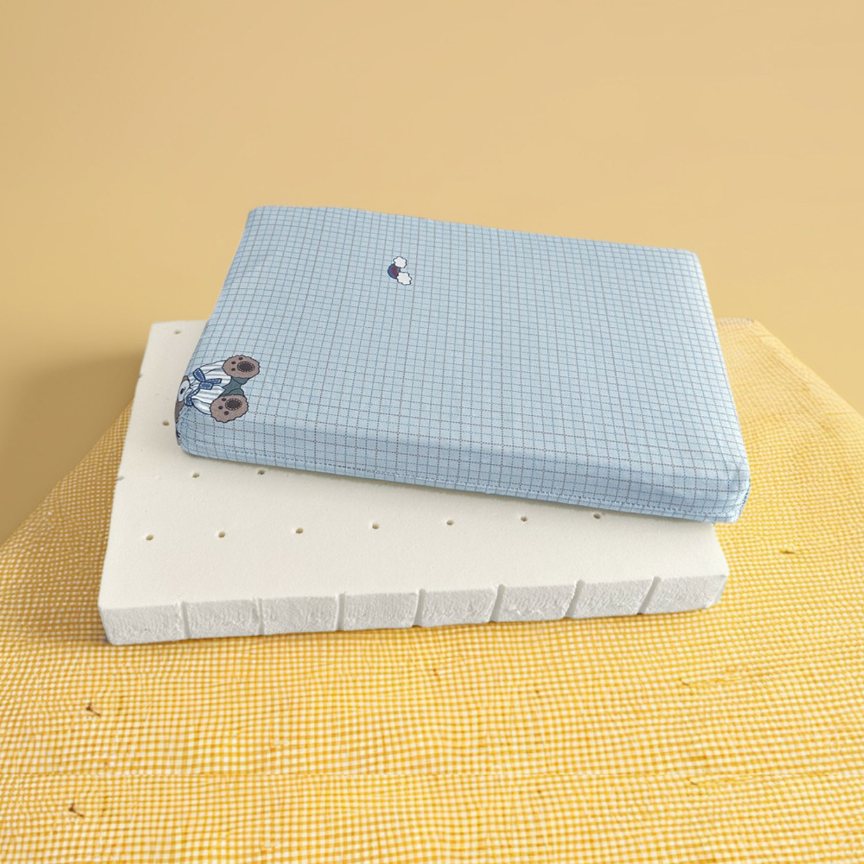 天然乳胶枕头学生午休枕薄垫教室枕趴趴枕透气通用增高垫可折叠枕,床上用品,乳胶枕,淘宝优惠券,粉丝福利购,淘宝优惠卷