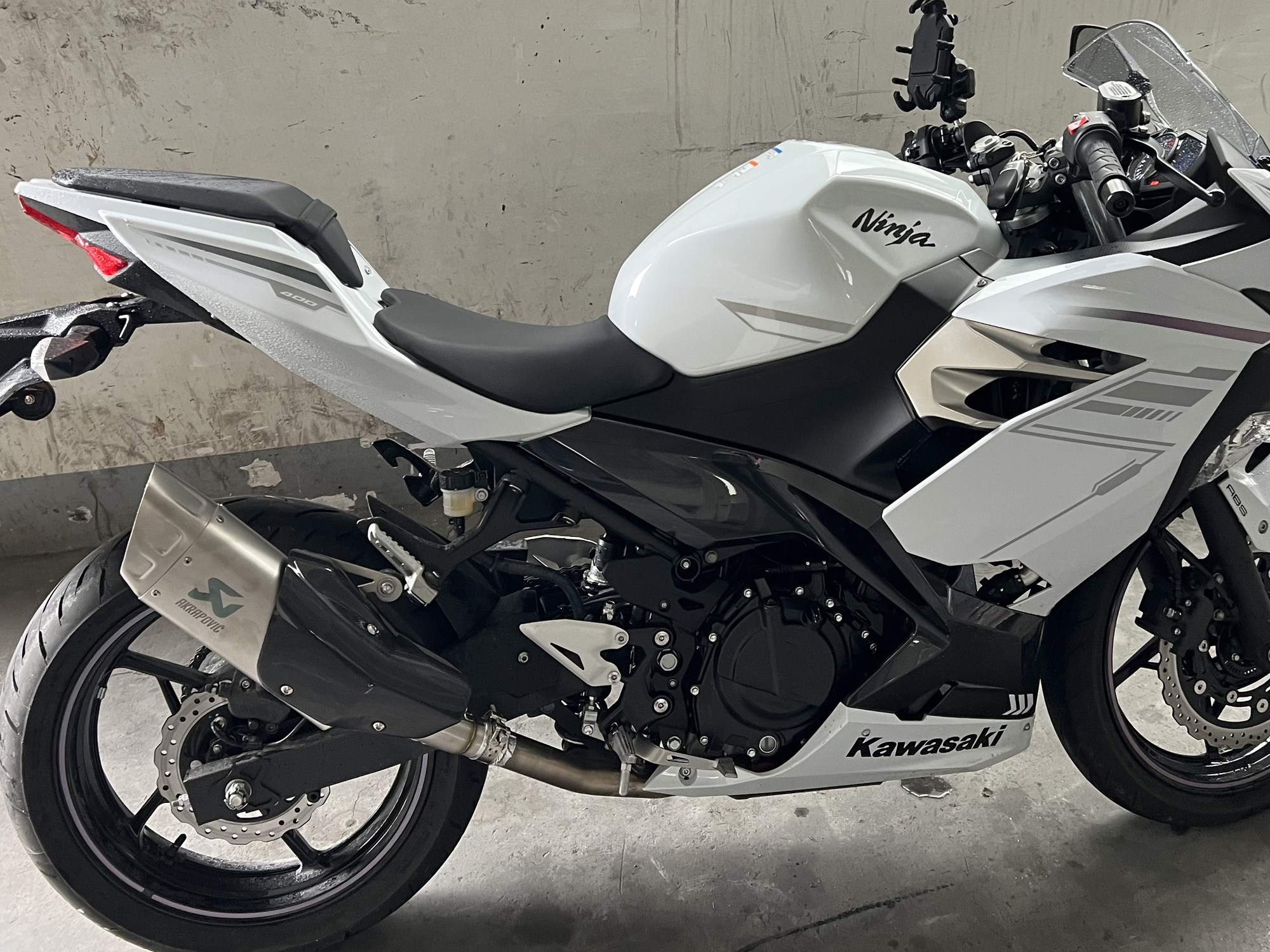 适用于摩托车川崎小忍者ninja400排气管z400中段改装吉村sc排气管