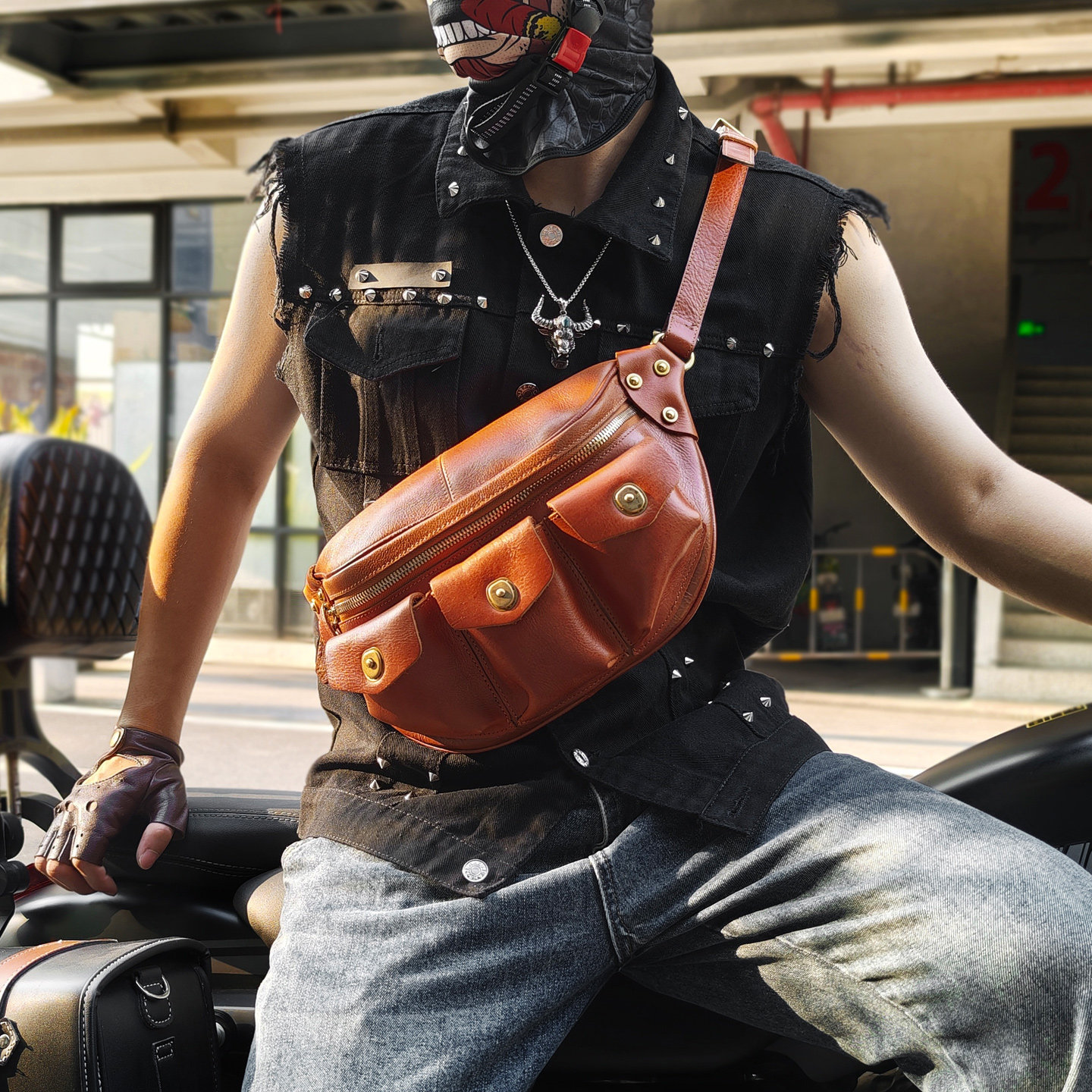 手工真皮复古弹药包男头层植鞣牛皮胸包机能骑行斜挎包大容量腰包,箱包皮具/热销女包/男包,胸包,淘宝优惠券,粉丝福利购,淘宝优惠卷