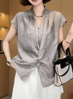 大码法式v领短袖衬衫女士夏季2026新款胖mm独特漂亮收腰显瘦上衣