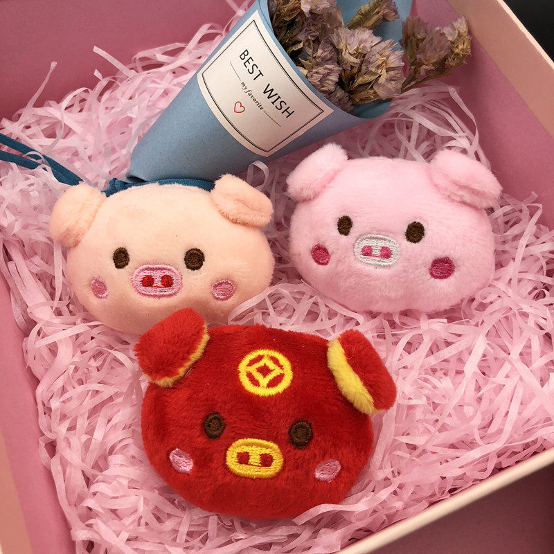 diy布艺充棉立体小猪儿童发箍发夹绳袜子围巾帽子鞋子猪年装饰品