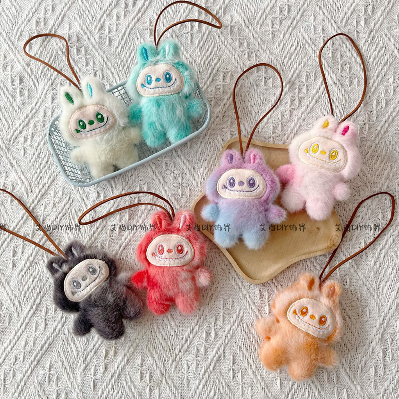 潮玩挂件抓机娃娃婚礼抛洒礼品