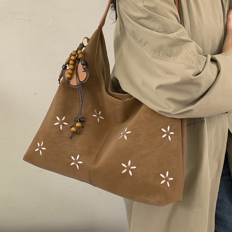 大容量复古水桶包女2025秋