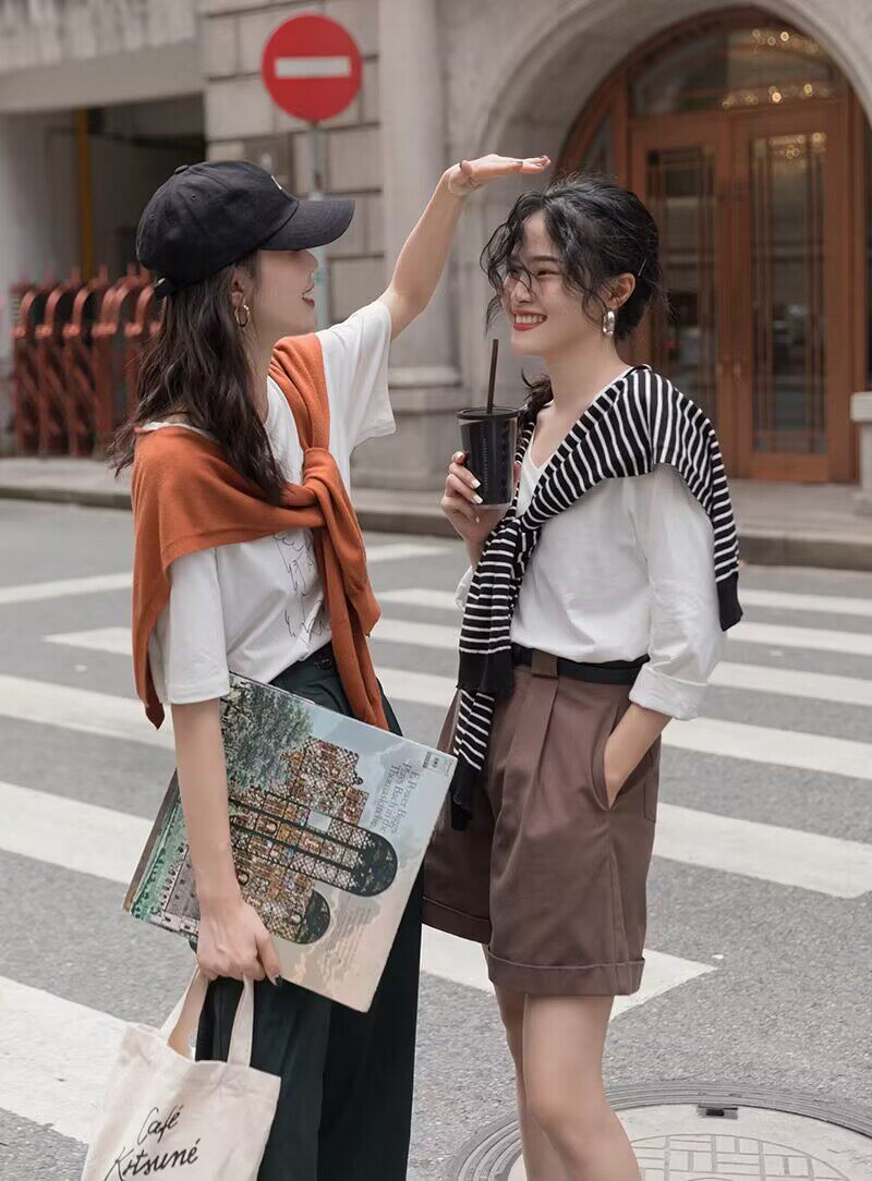 韩国东大门纯色小披肩女春夏外搭坎肩韩版百搭ins潮针织毛线围巾